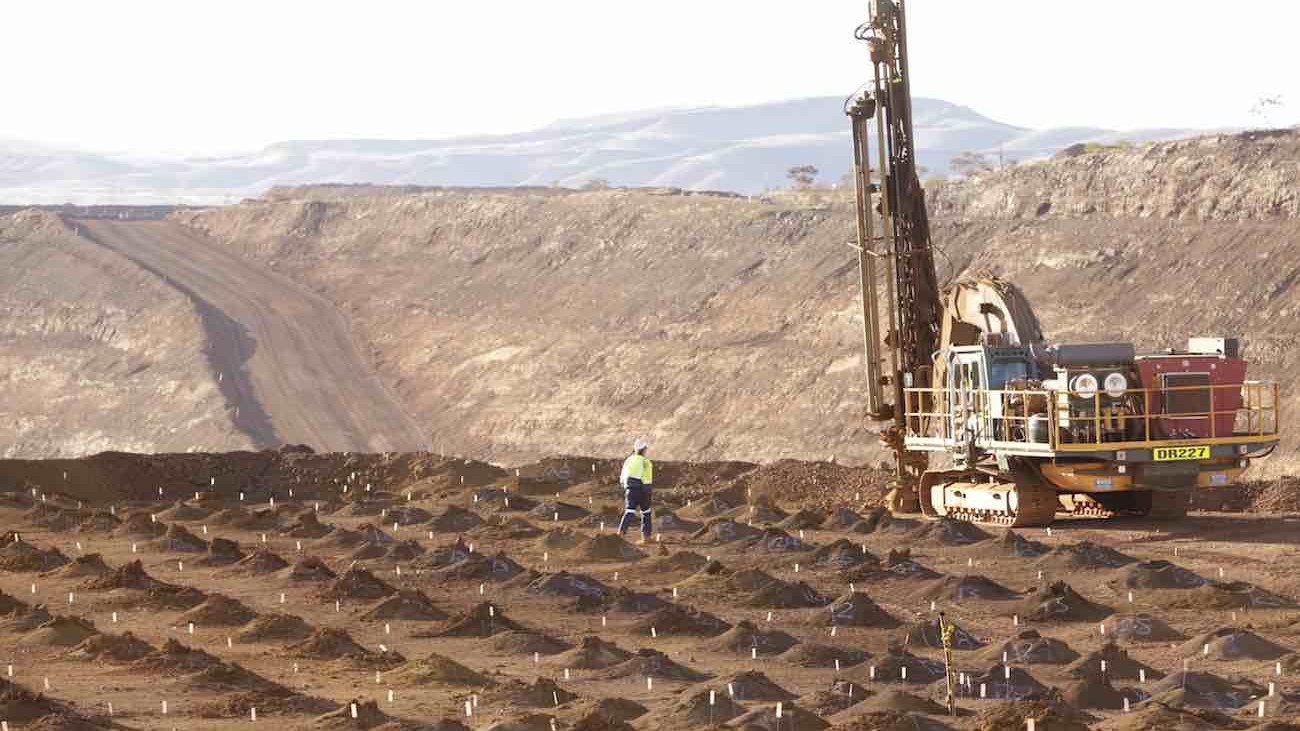 drill-and-blast-dust-control