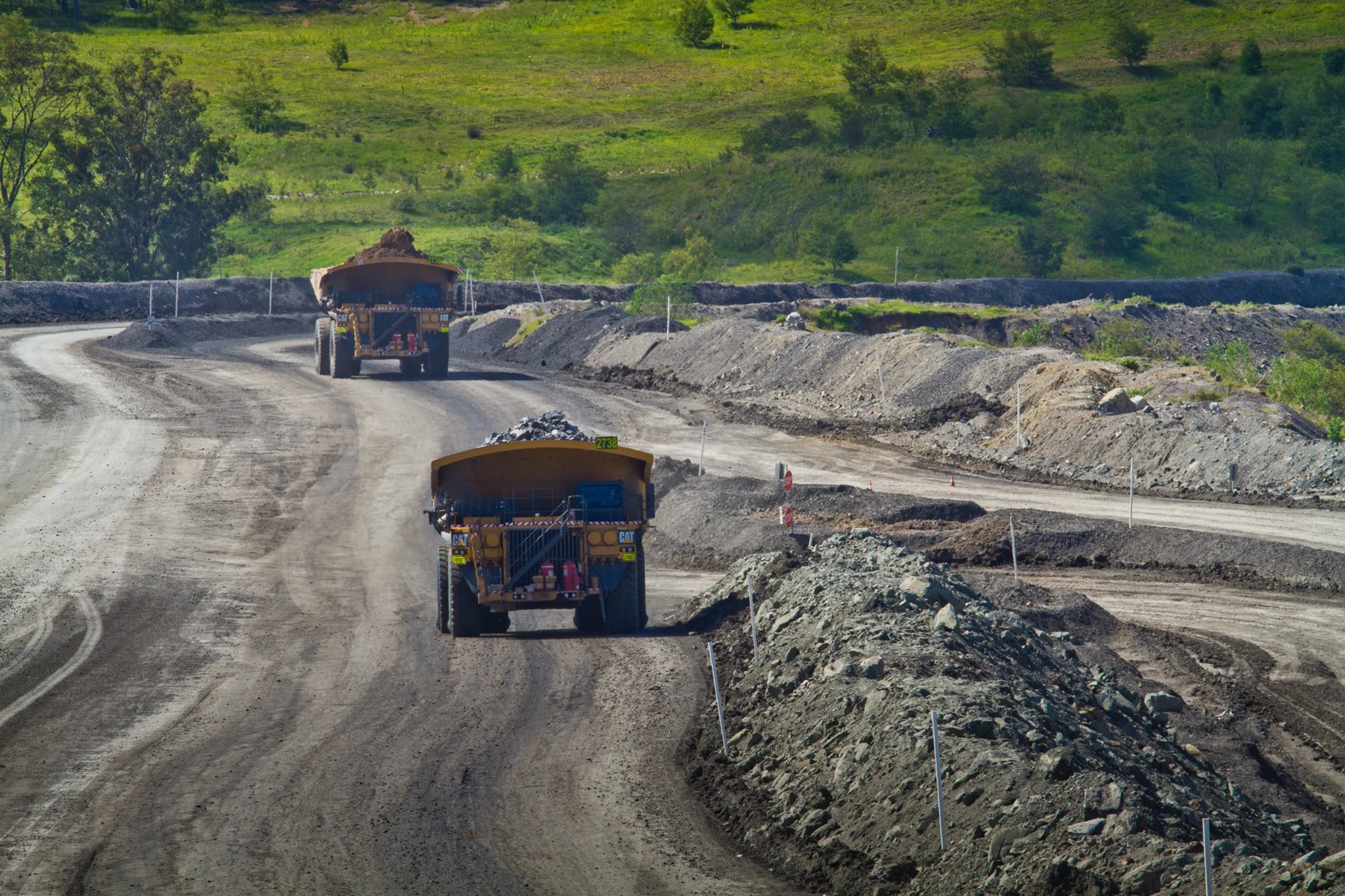 global-road-technology-grt-haul-road-dust-suppression