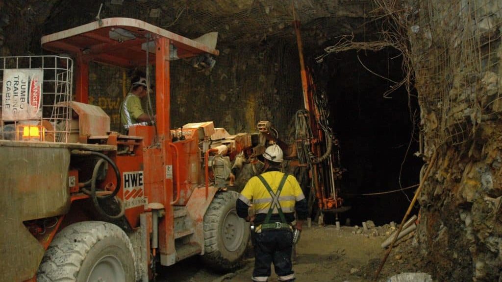 Mining Dust Solutions