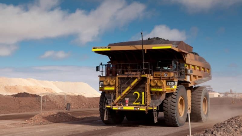 Global_Road_Technology_International_CAT_793D
